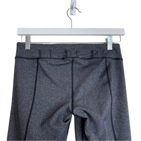 Lululemon Belt It Out Crop Pants Gray Size 6 - Picture 7 of 11